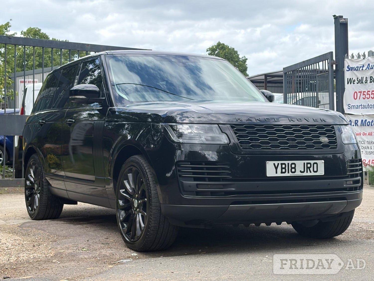 Land Rover Range Rover 2018 - Cars