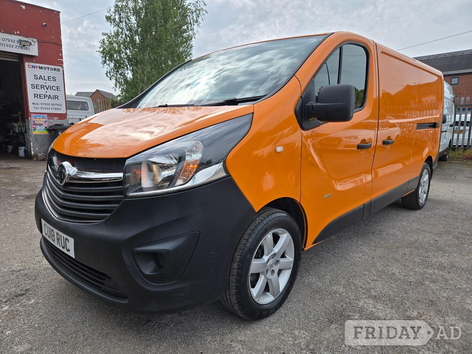 [ berth ]Vauxhall Vivaro