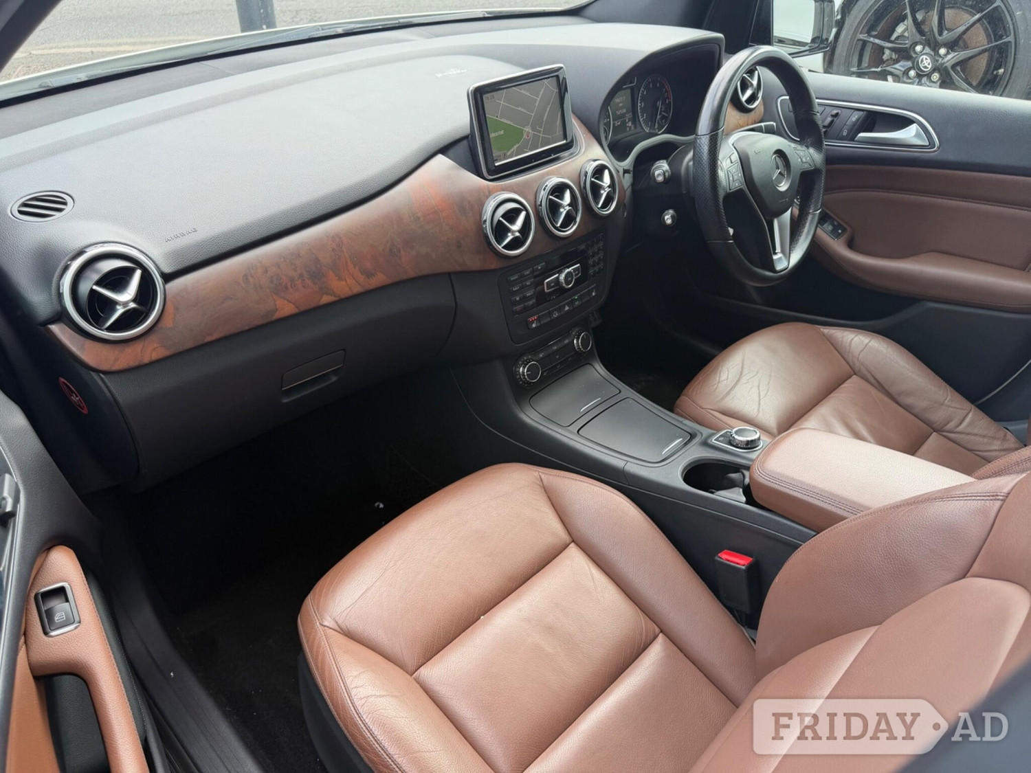 Mercedes-Benz B Class 2012 - Cars