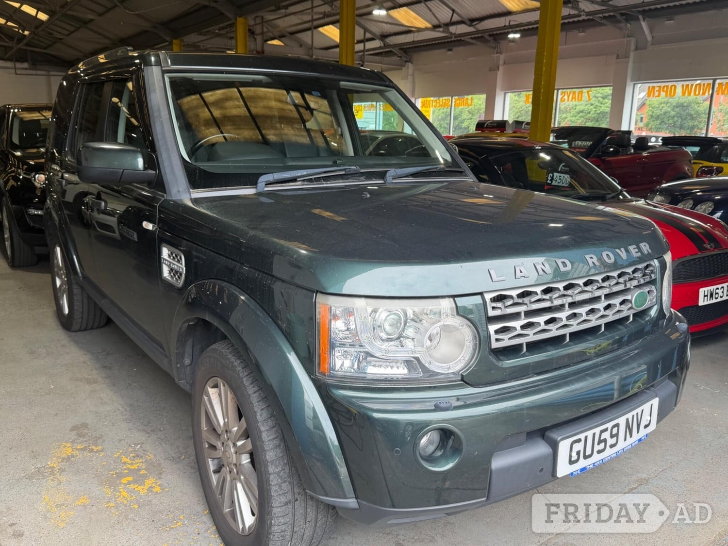 Land Rover Discovery 4 2009 in Pontypridd