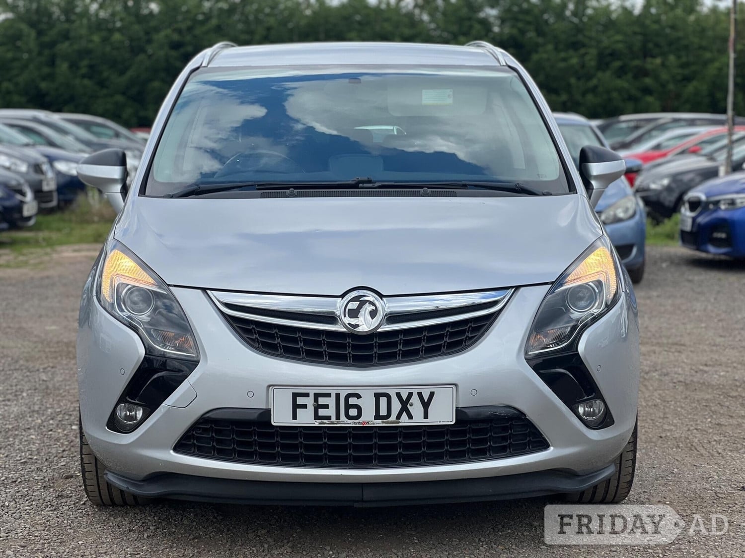 Vauxhall Zafira Tourer 2016 - Cars in Milton Keynes