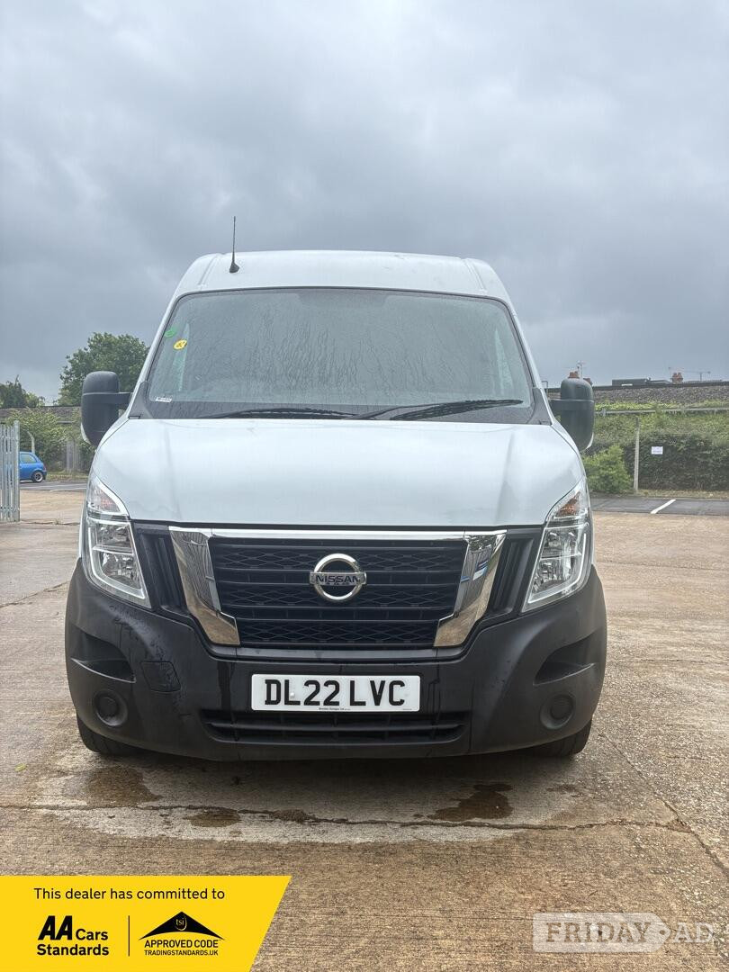 Nissan Interstar Reading