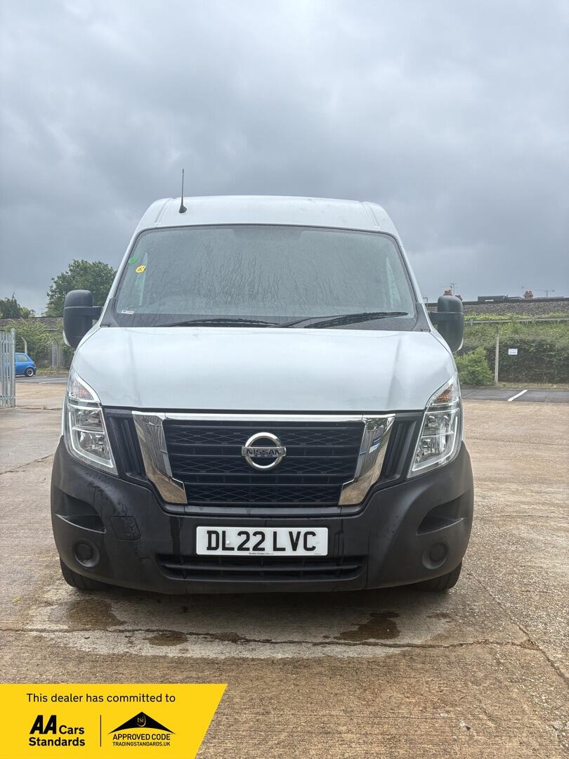 Nissan Interstar Reading