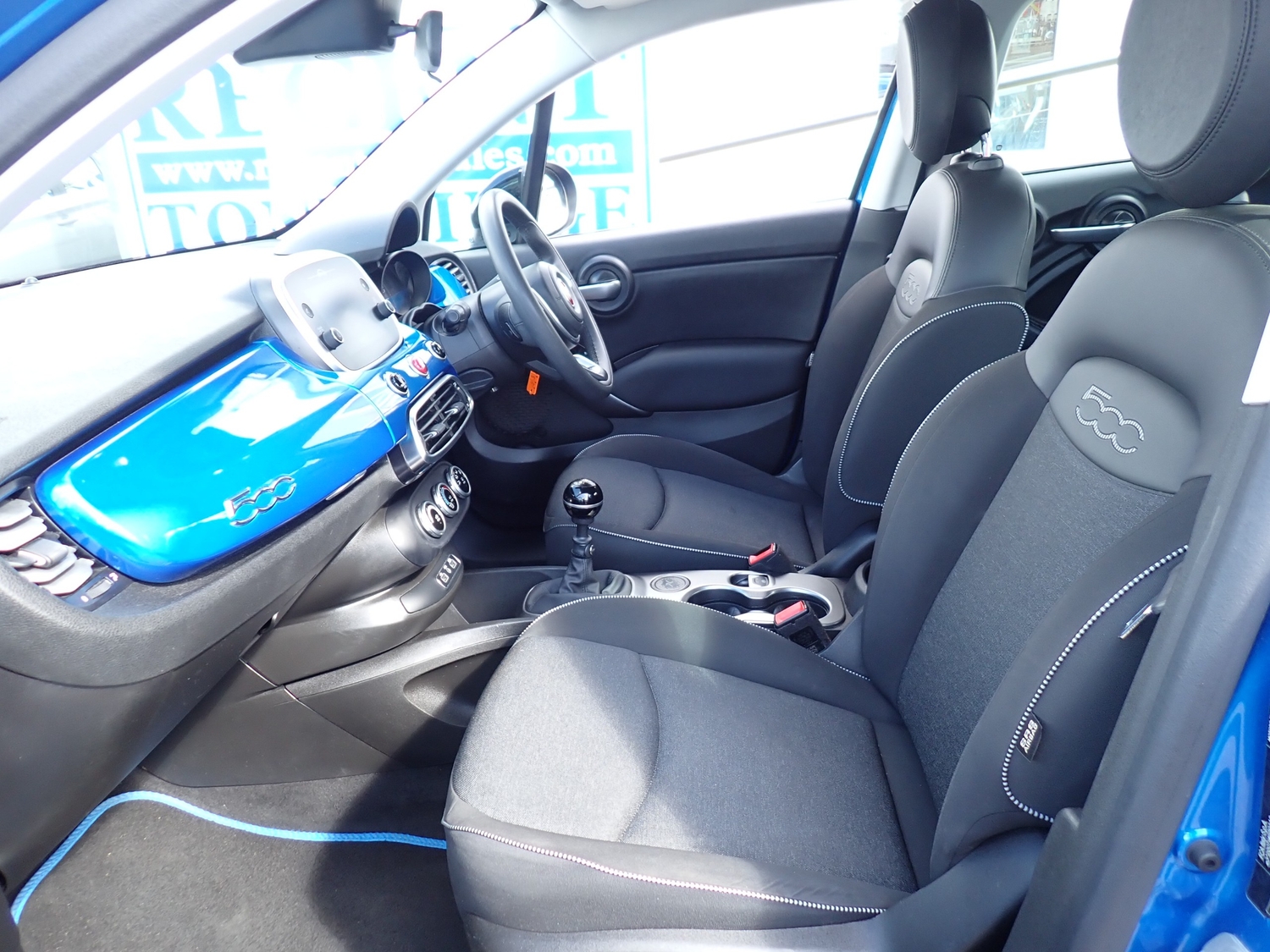 [ berth ]Fiat 500X