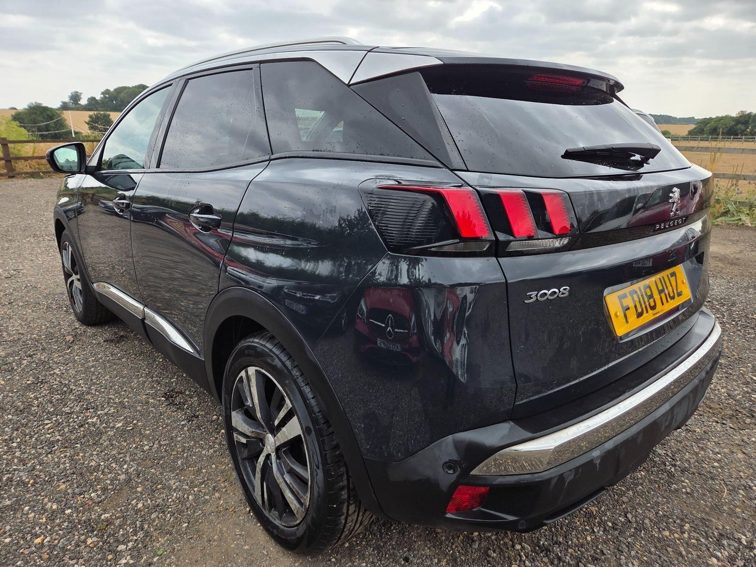 [ berth ]Peugeot 3008