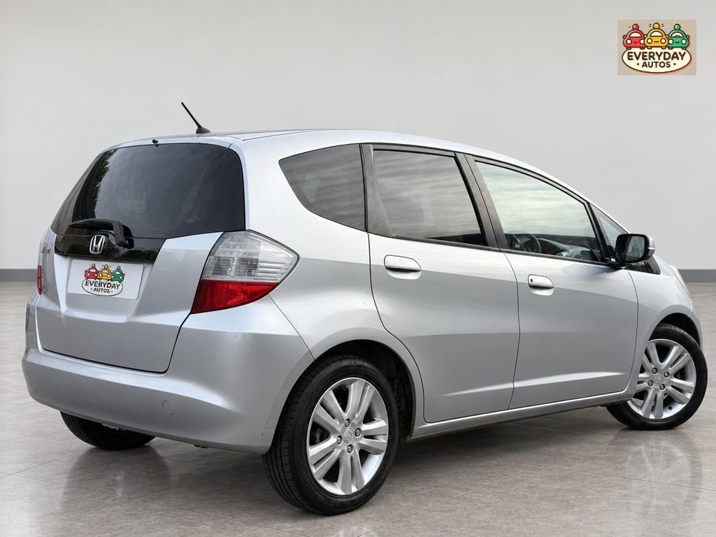 Honda Jazz 2009 - Cars