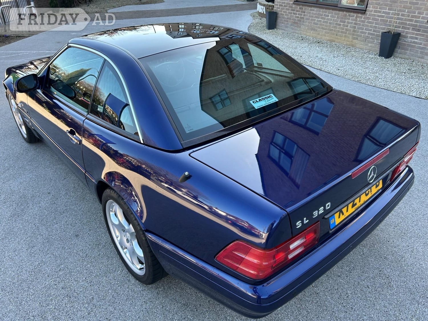 Mercedes-Benz SL 2000 - Cars in Croydon