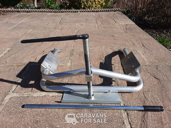 Milenco Caravan Leveller