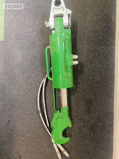 John Deere Hydraulic in Norwich