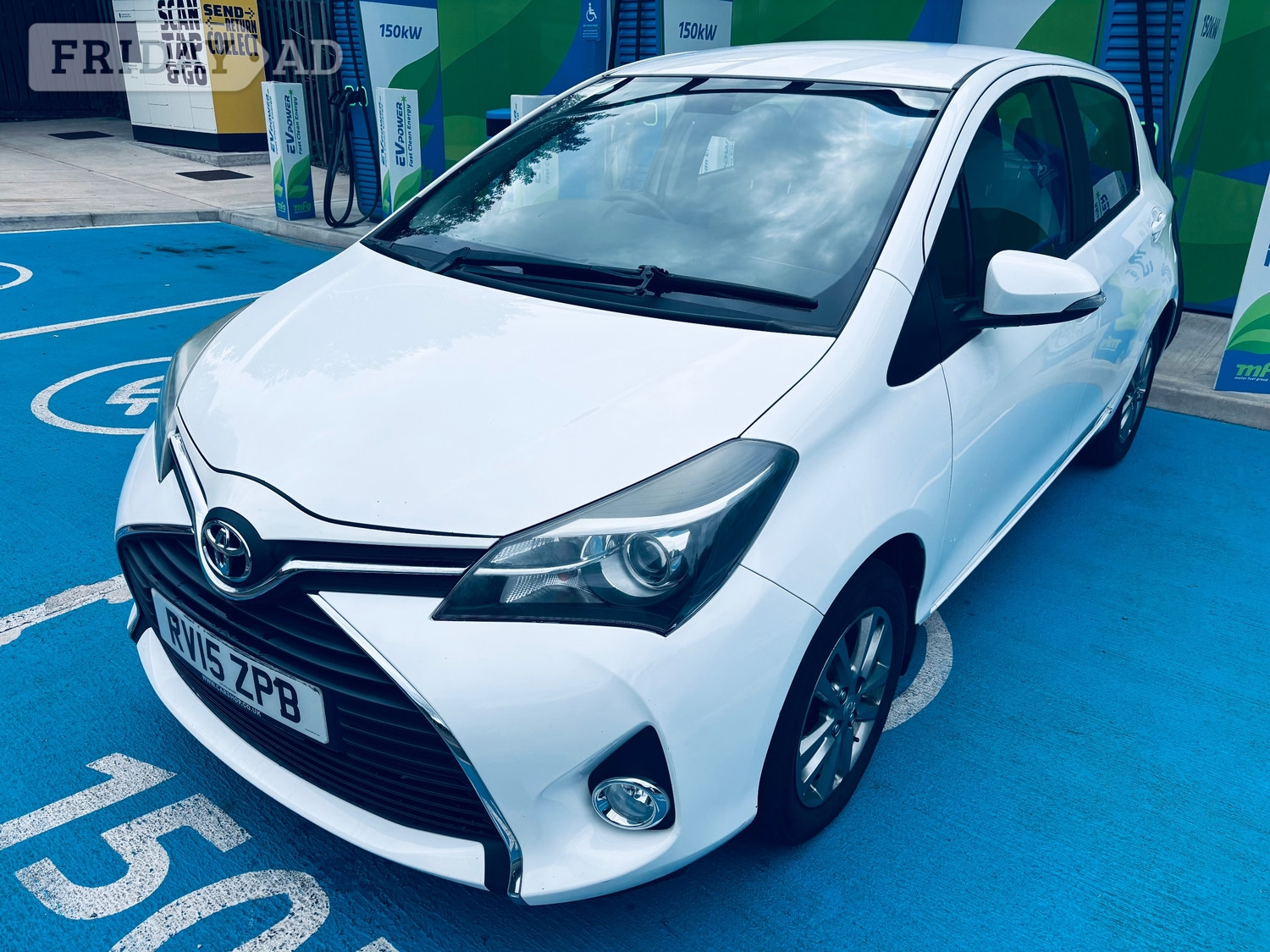 Toyota Yaris 2015 - Cars in Manchester