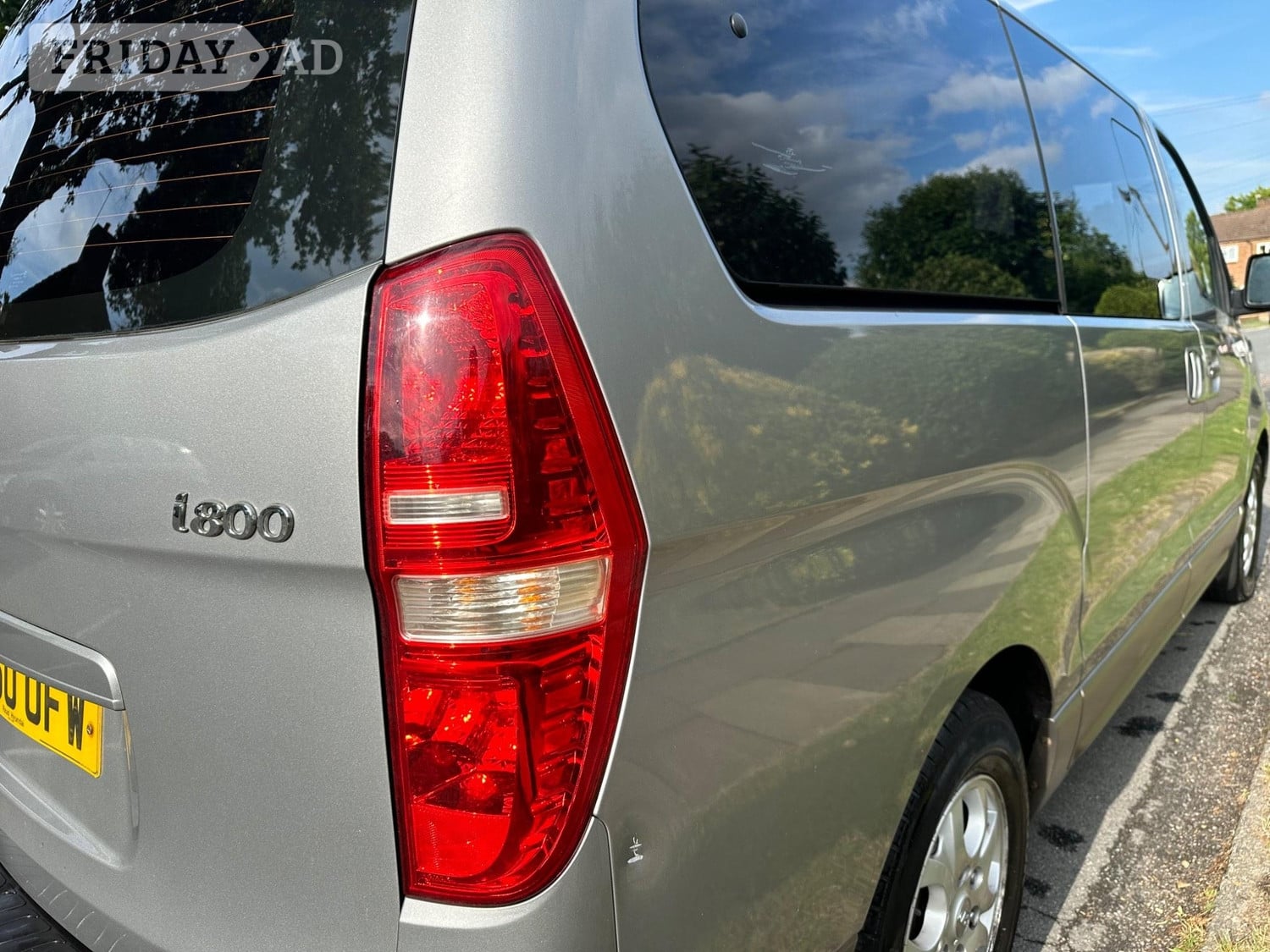 [ berth ]Hyundai i800