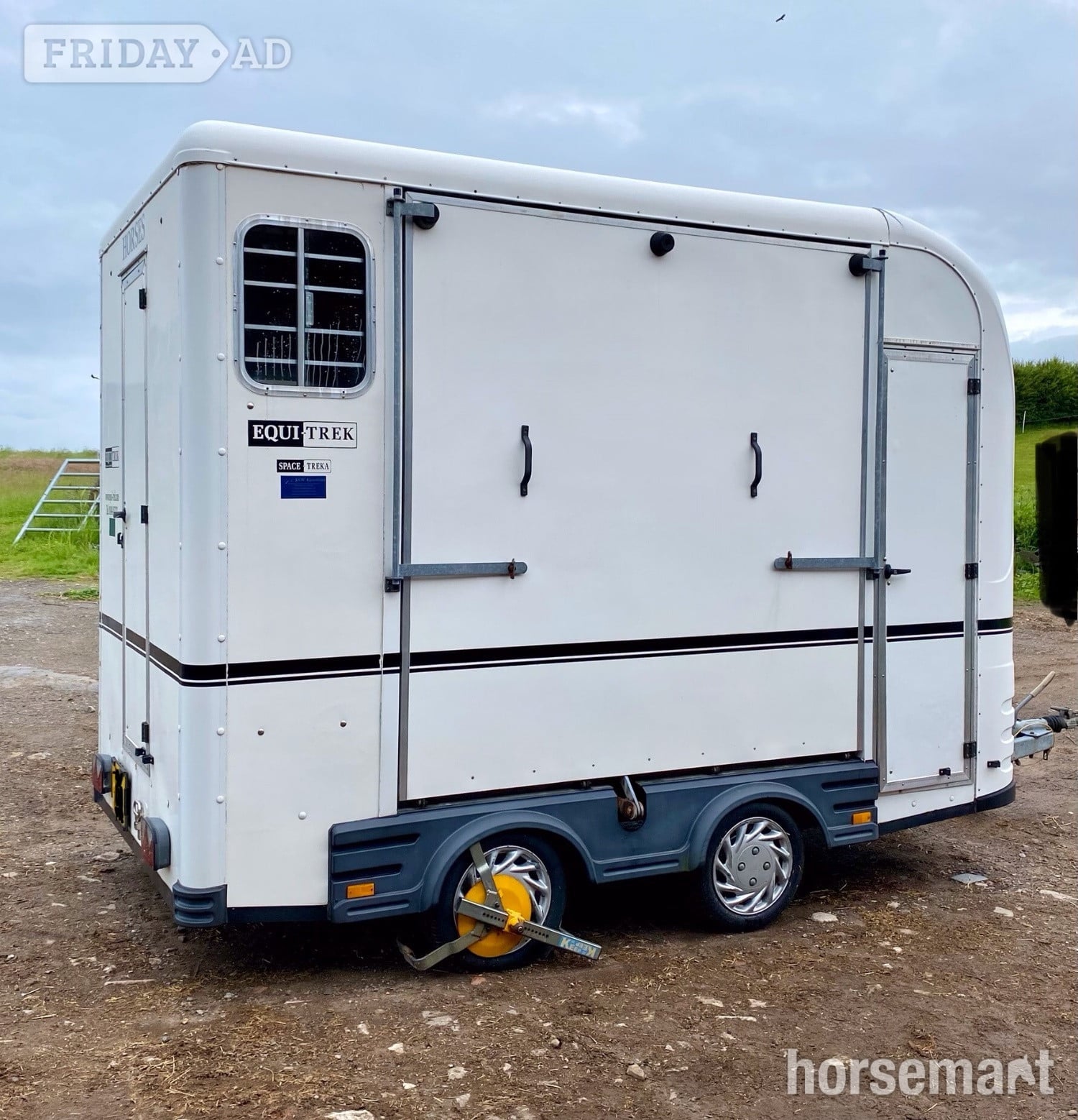 Equi-Trek Day-Treka  Horse Trailer in Leeds