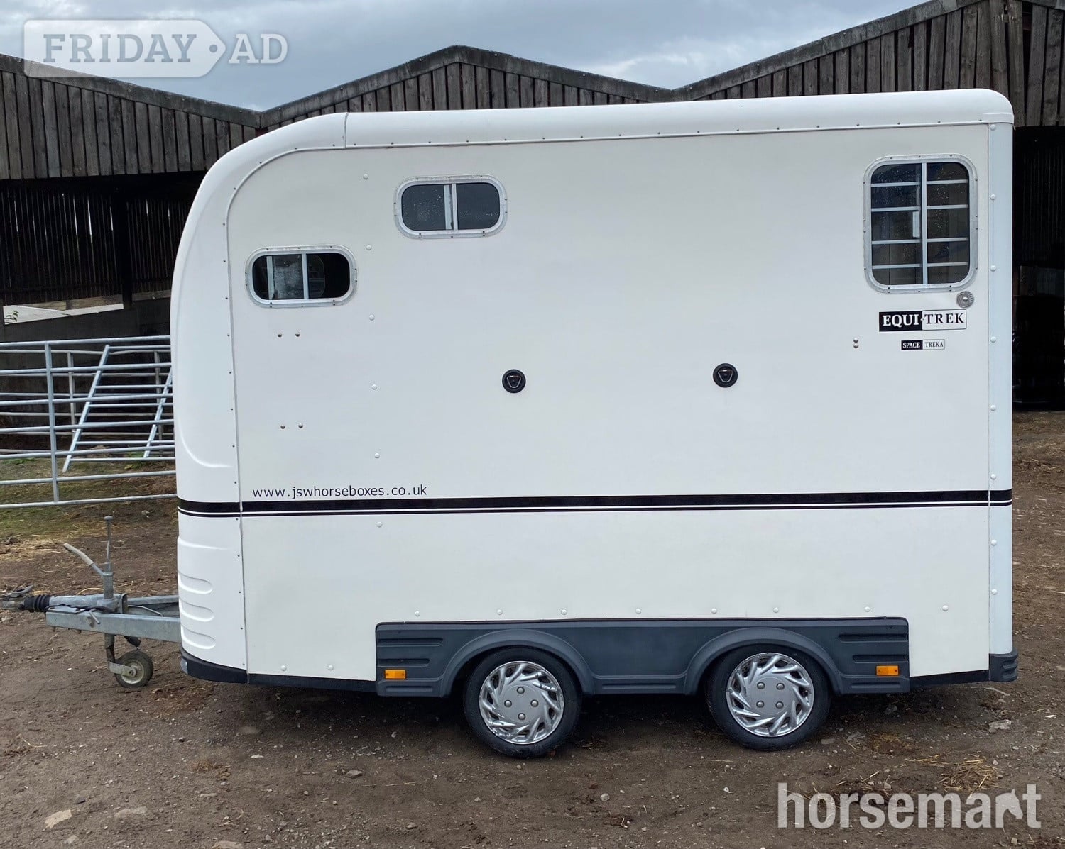 Equi-Trek Day-Treka  Horse Trailer - Trailers & Horseboxes in Leeds