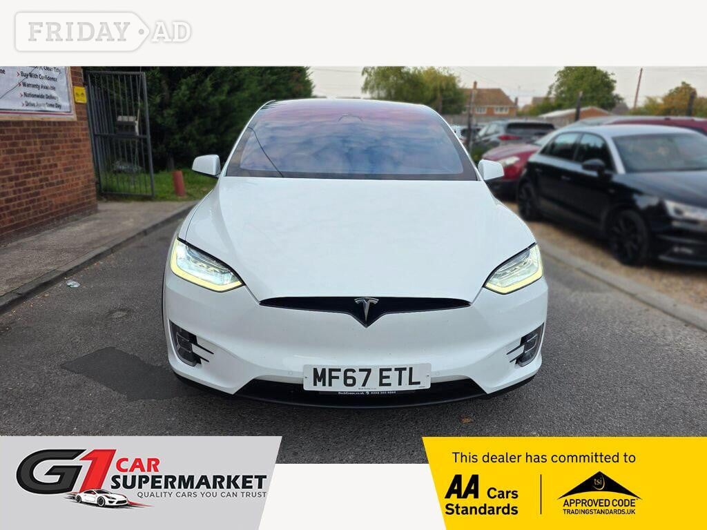 Tesla Model X Leighton Buzzard