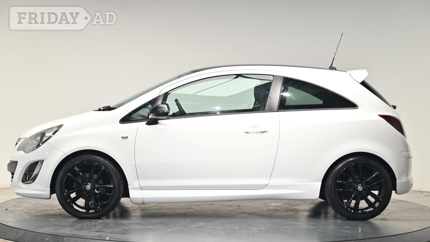 [ berth ]Vauxhall Corsa