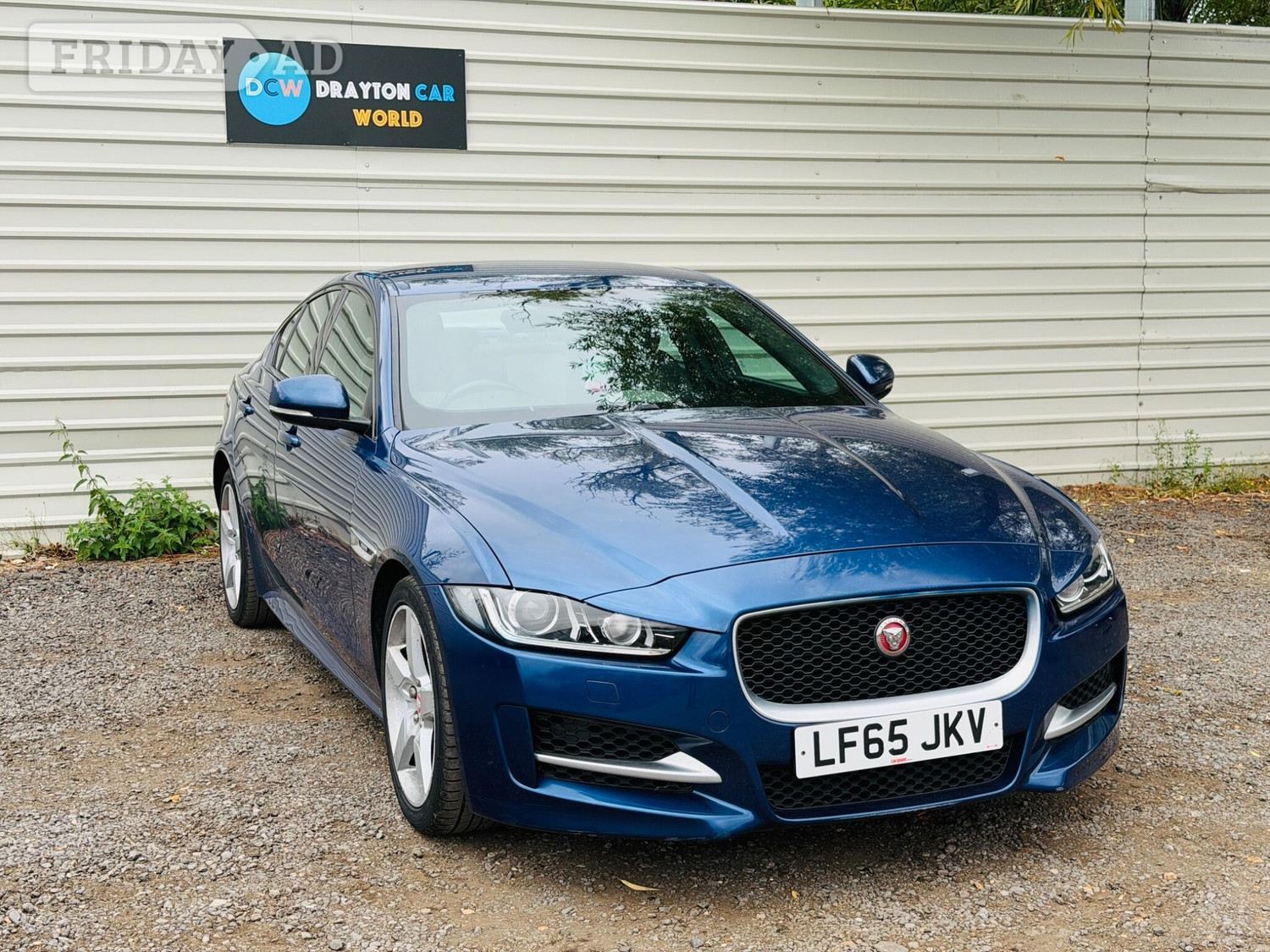 Jaguar XE 2015 in Hillingdon