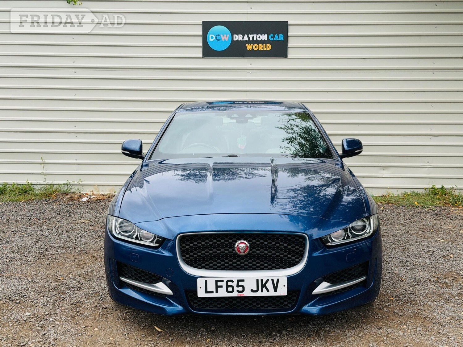[ berth ]Jaguar XE