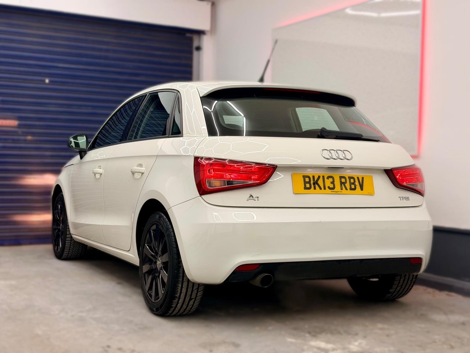 [ berth ]Audi A1