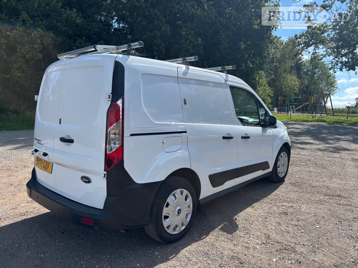 [ berth ]Ford Transit Connect