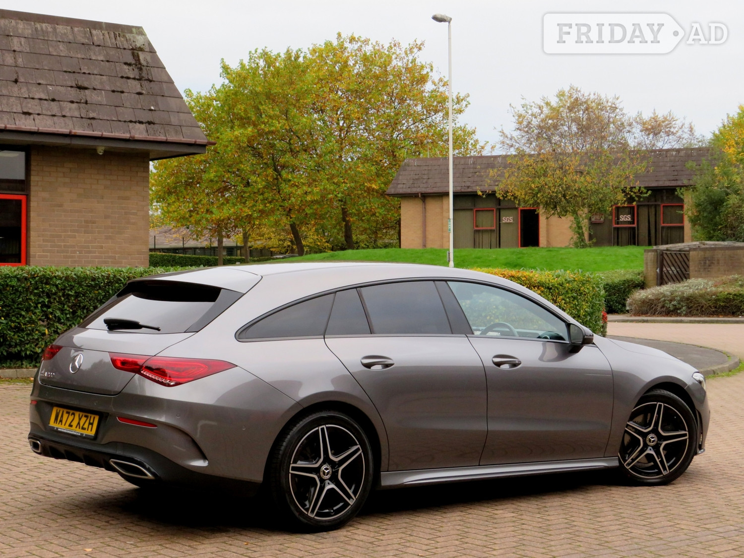 [ berth ]Mercedes-Benz CLA Class