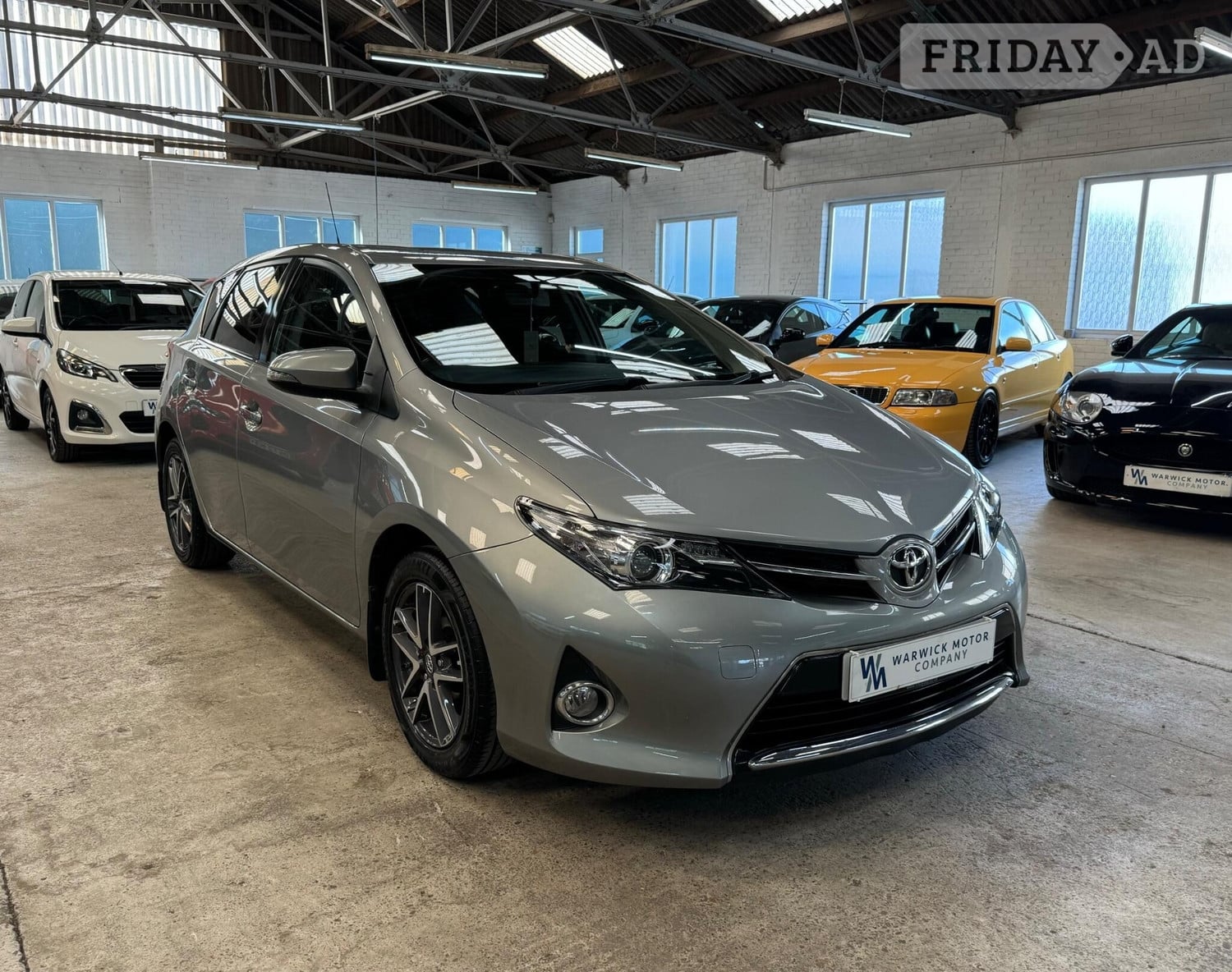 Toyota Auris 2015 in Warwick
