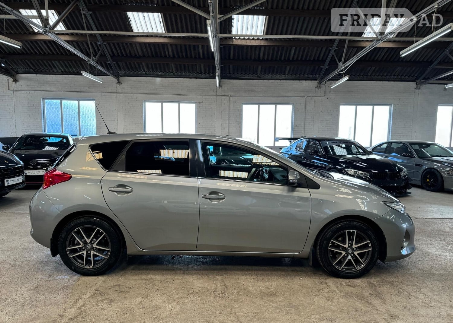 Toyota Auris 2015 - Cars