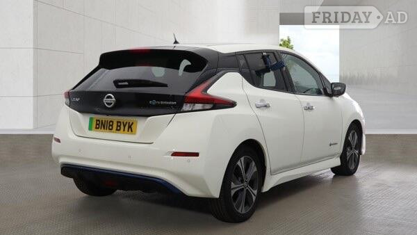 Nissan LEAF 2018 in Slough