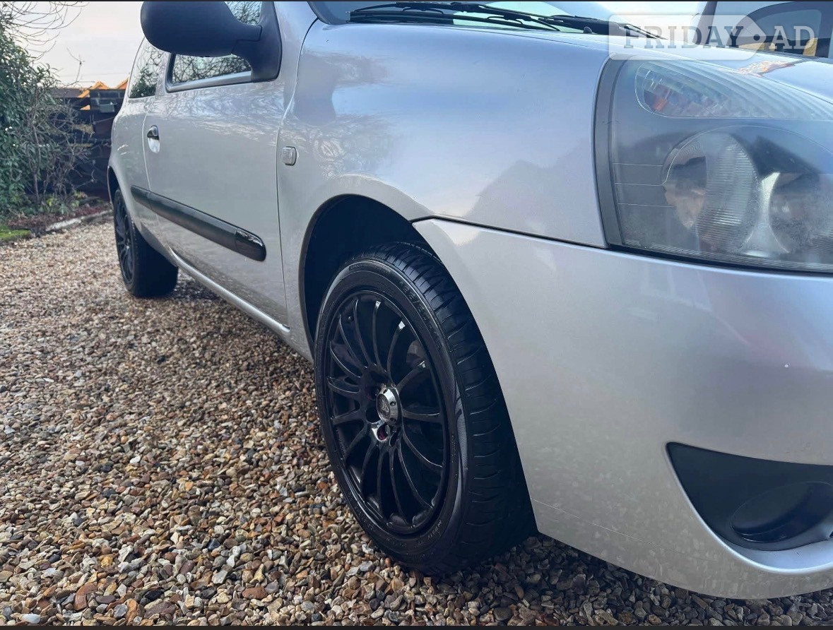 Renault Clio 2008 - Cars in Rochester