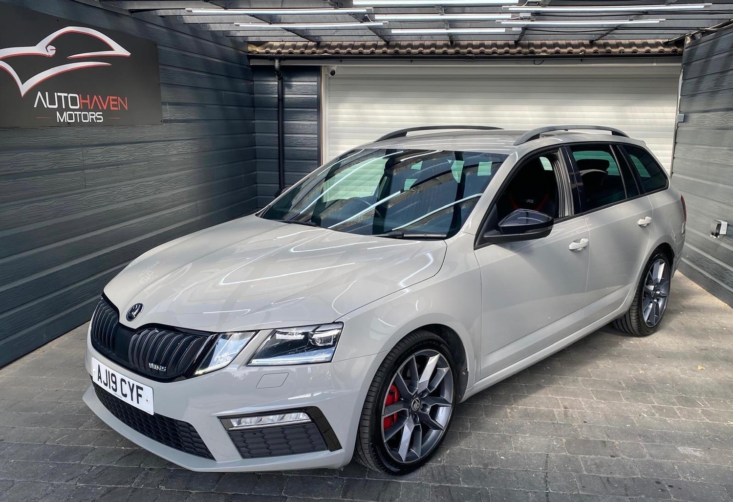Skoda Octavia 2019 - Cars in High Wycombe