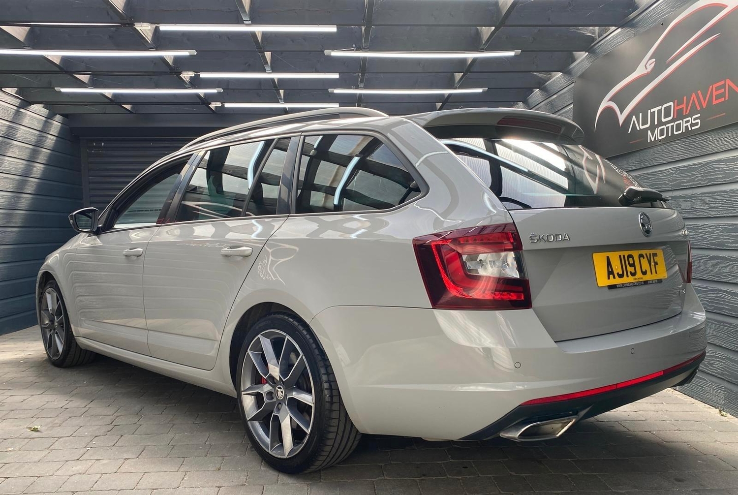 Skoda Octavia 2019 - Cars