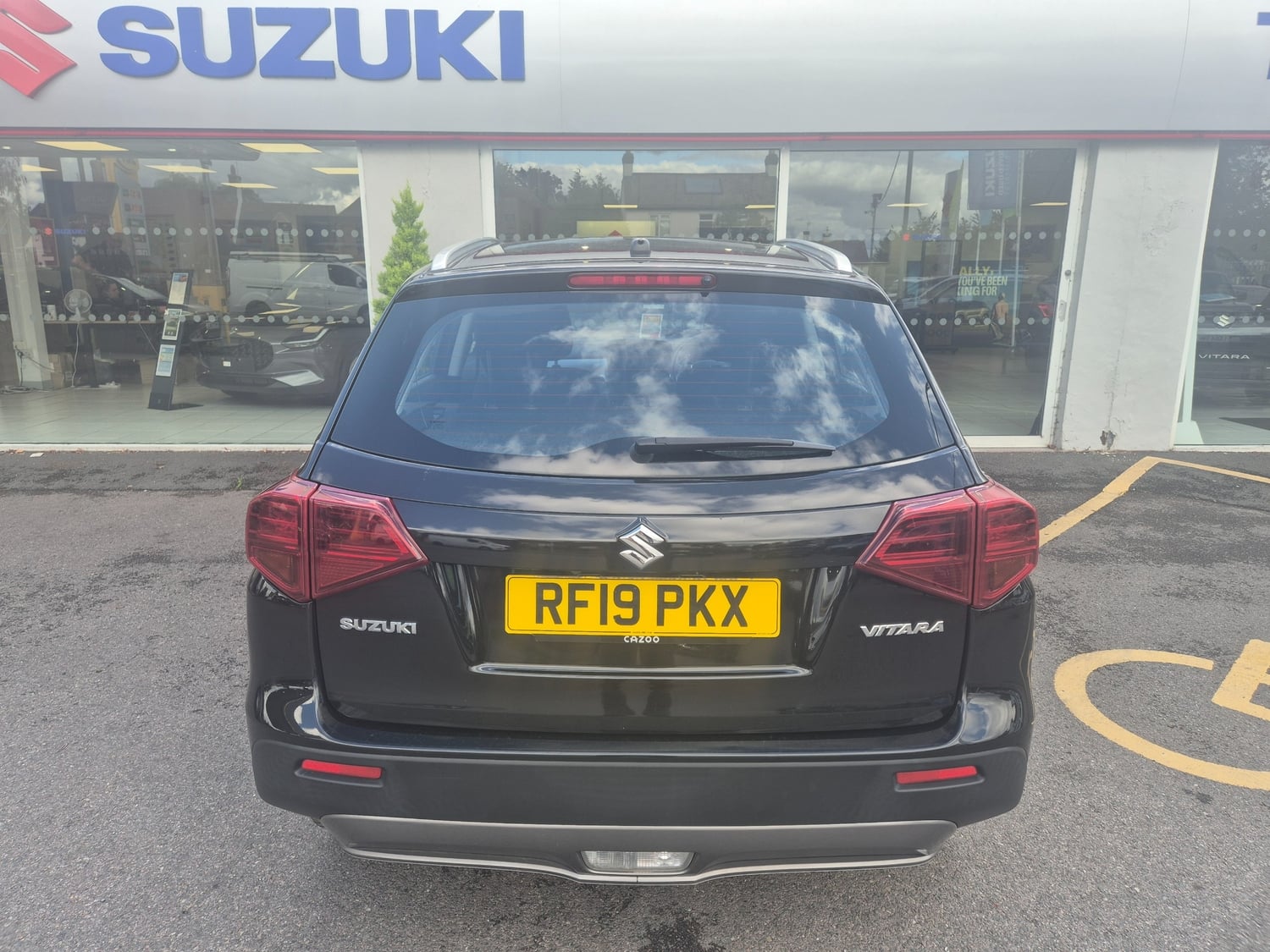 Suzuki Vitara 2019 - Cars in Aldershot