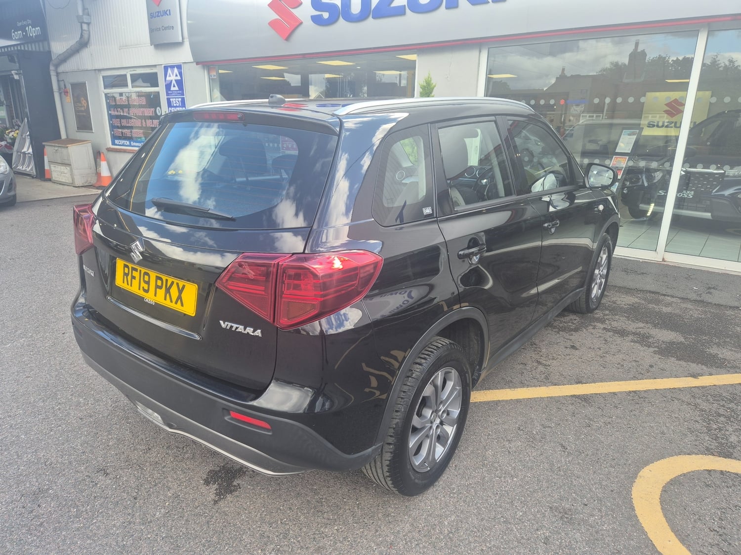 Suzuki Vitara 2019 - Cars