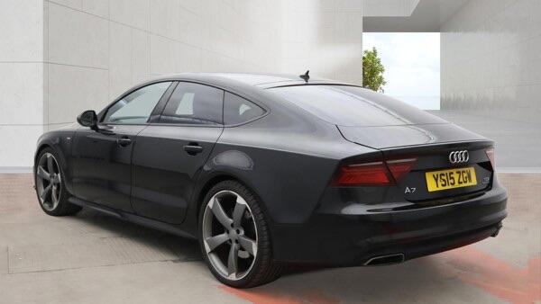 [ berth ]Audi A7
