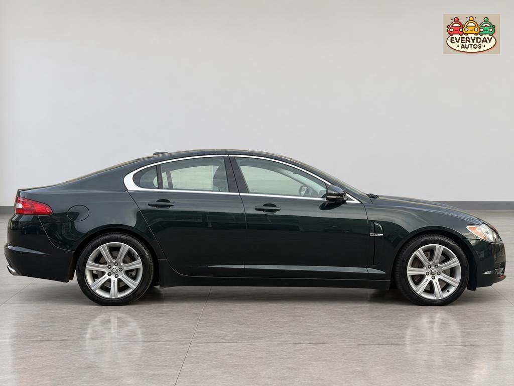 Jaguar XF 2010 - Cars