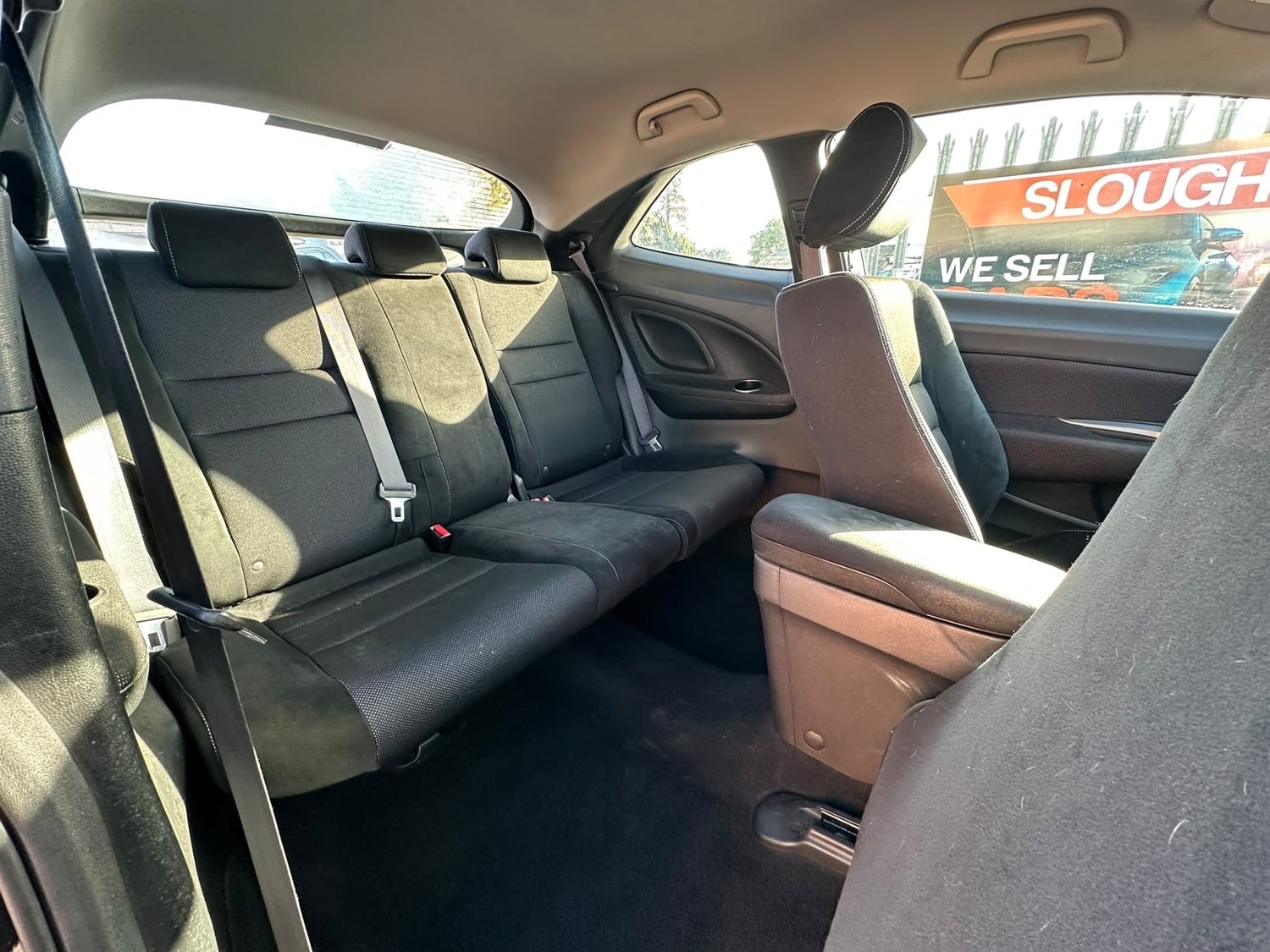 Honda Civic 2010 - Cars