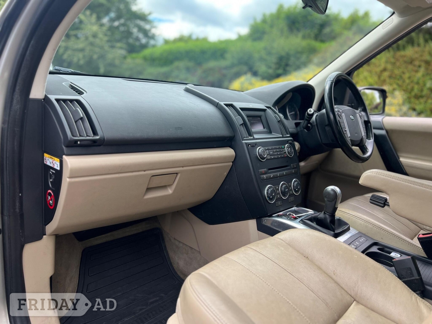 Land Rover Freelander 2 2012 - Cars