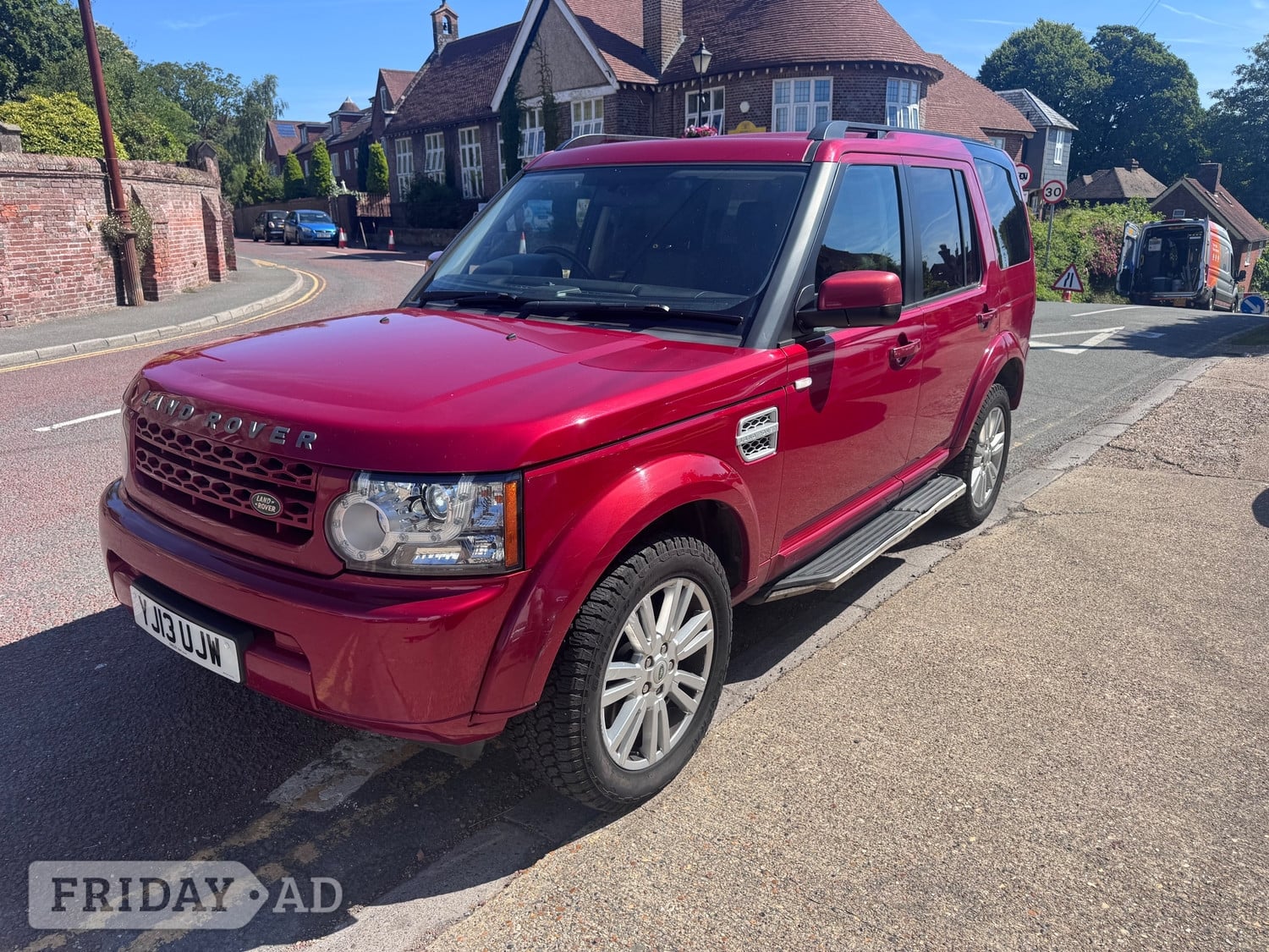 [ berth ]Land Rover Discovery 4