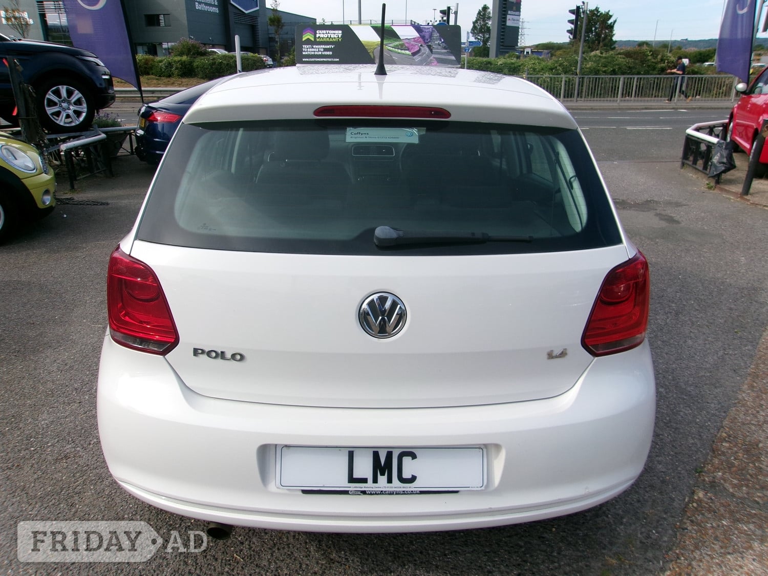 Volkswagen Polo 2010 - Cars