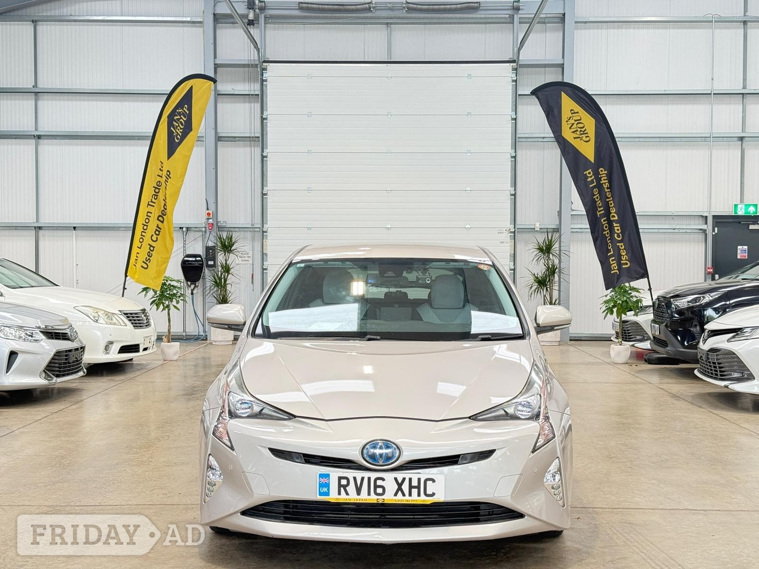 [ berth ]Toyota Prius