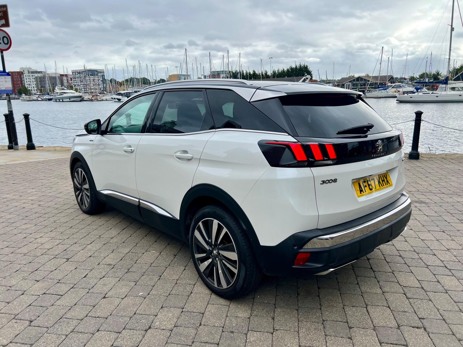 Peugeot 3008 2017 - Cars in Braintree