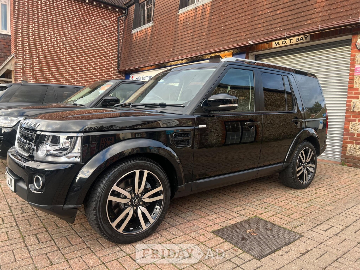 Land Rover Discovery 4 2016 - Cars