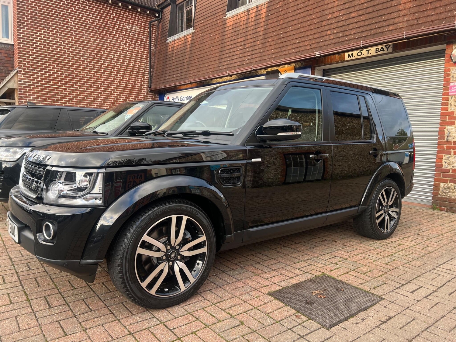 Land Rover Discovery 4 2016 - Cars