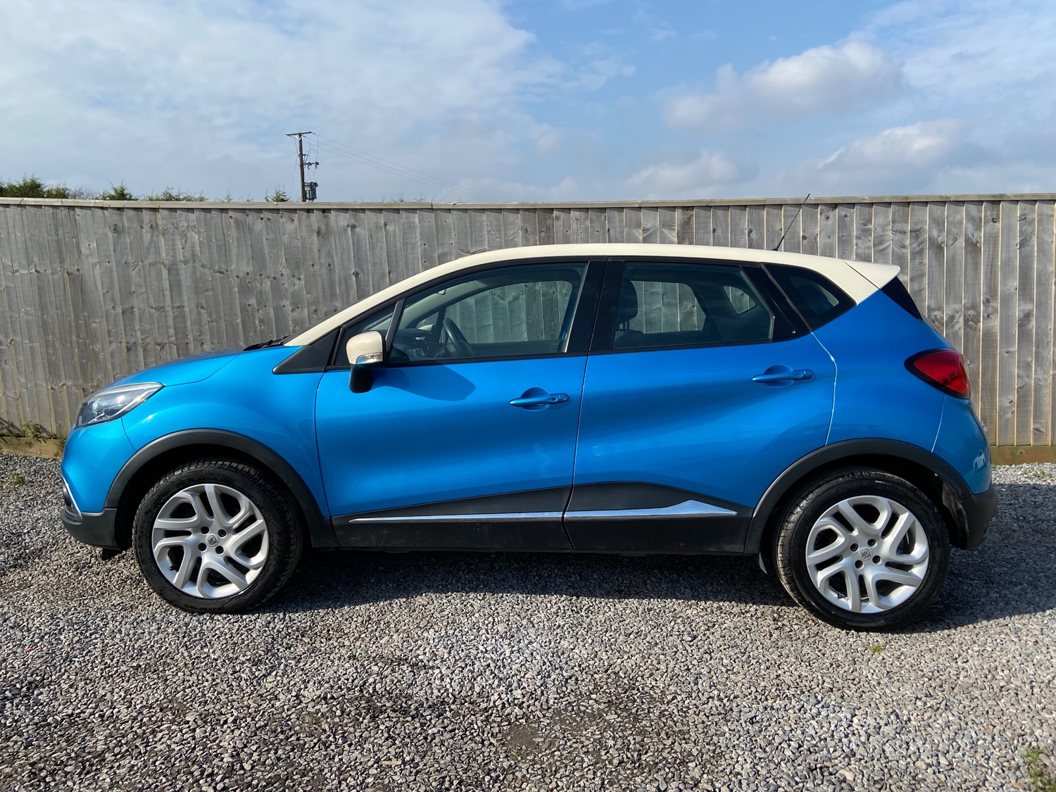 Renault Captur 2015 - Cars