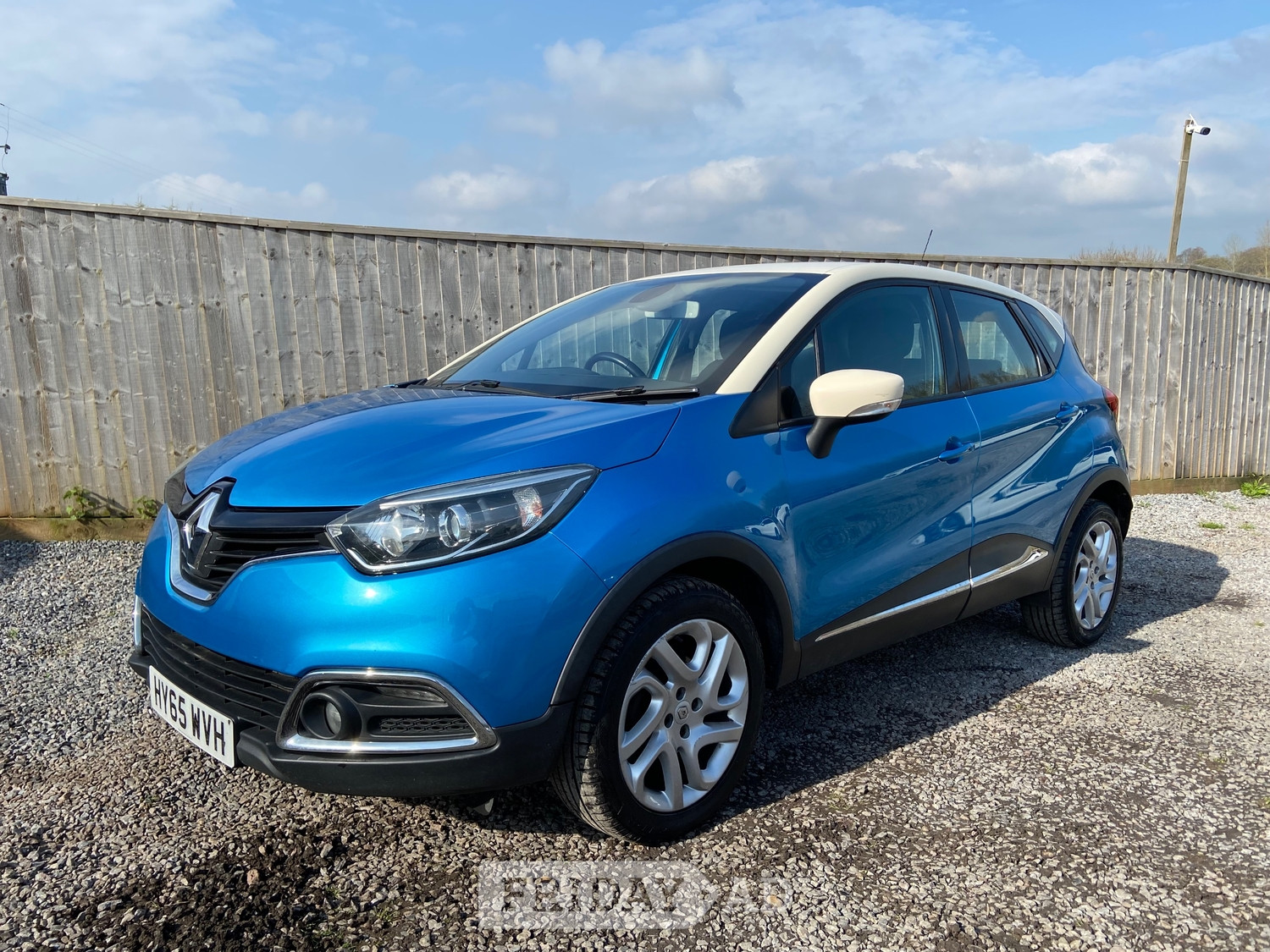 Renault Captur 2015 - Cars in Exeter