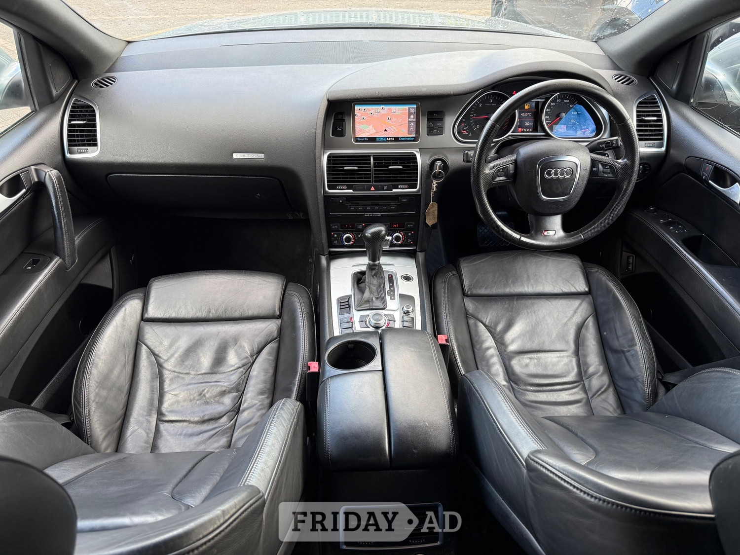 [ berth ]Audi Q7