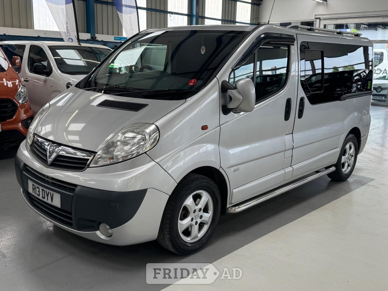 [ berth ]Vauxhall Vivaro