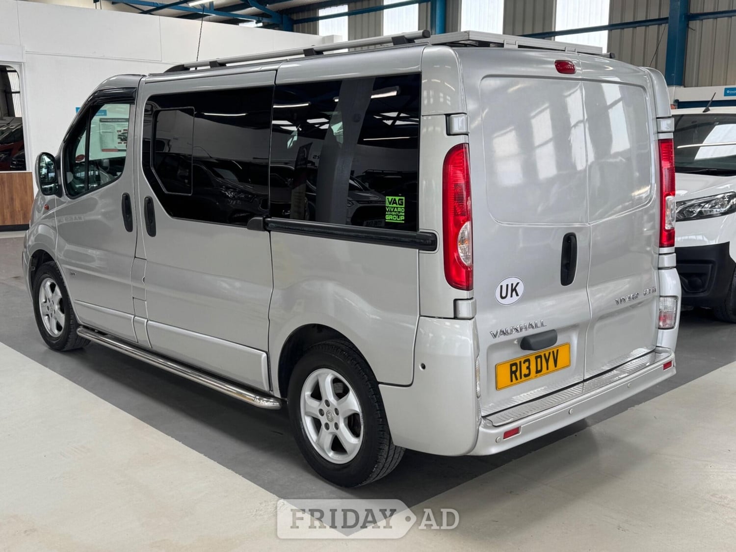 Vauxhall Vivaro 2013 - Vans & Commercial Vehicles