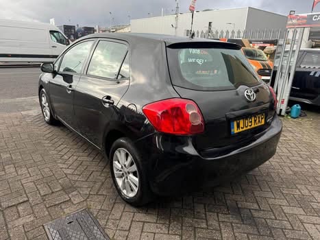 [ berth ]Toyota Auris