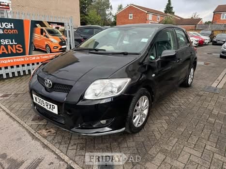 Toyota Auris Slough