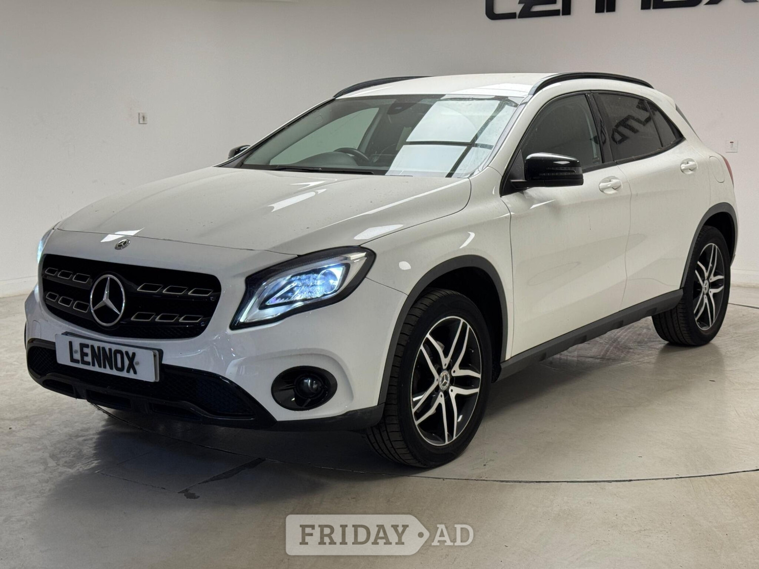 [ berth ]Mercedes-Benz GLA